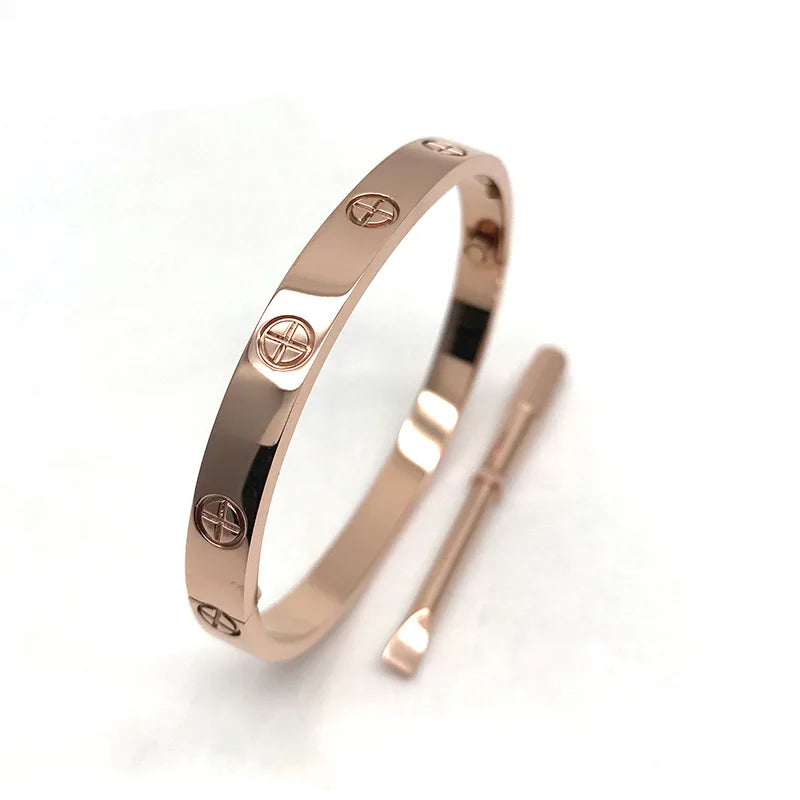 Love Screw Bangle