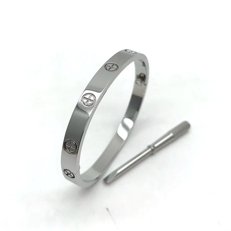 Love Screw Bangle