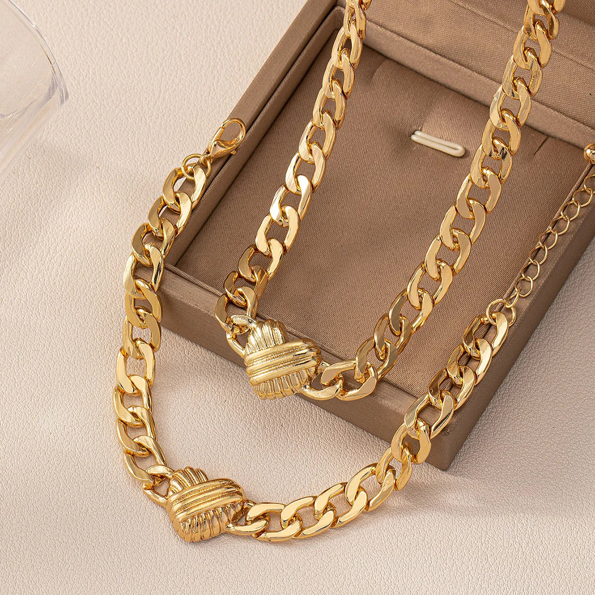 Luxury & Elegant Style